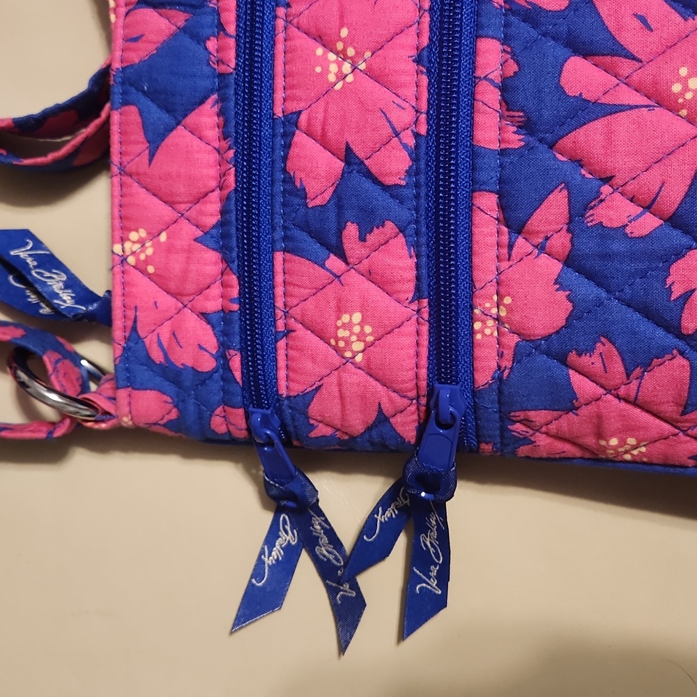 Make an offer. Vera Bradley Art Poppies Shoulder bag - Picture 2 of 12